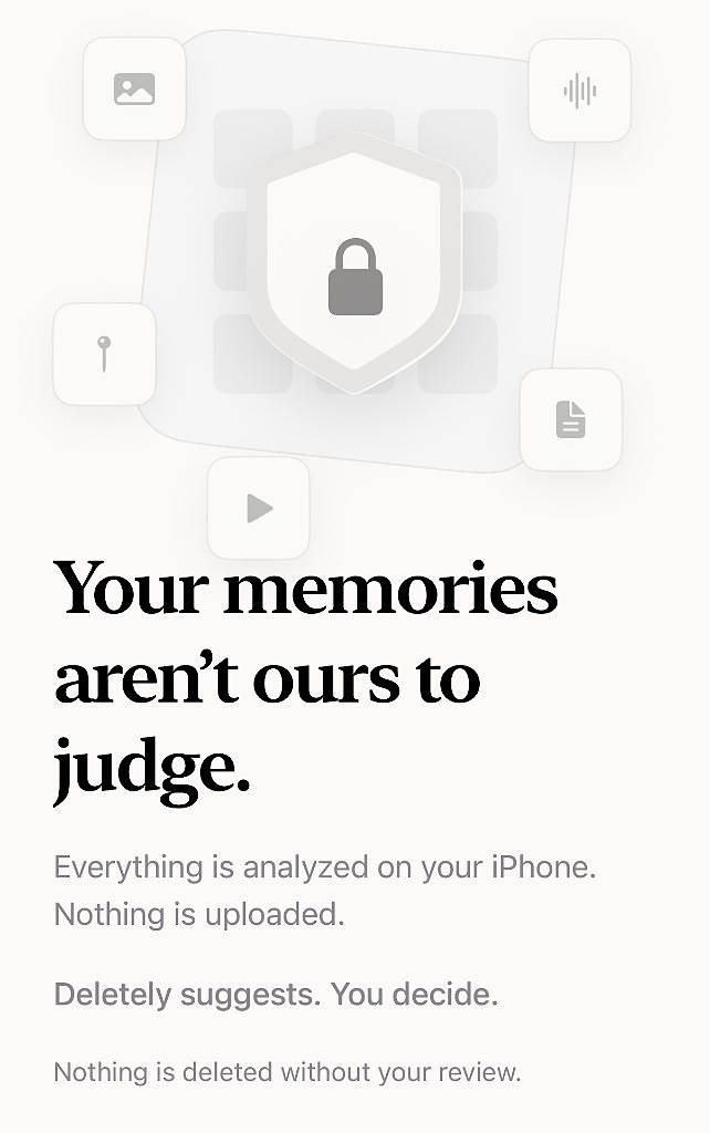 Deletely privacy screen with on-device analysis and a lock over the library grid.